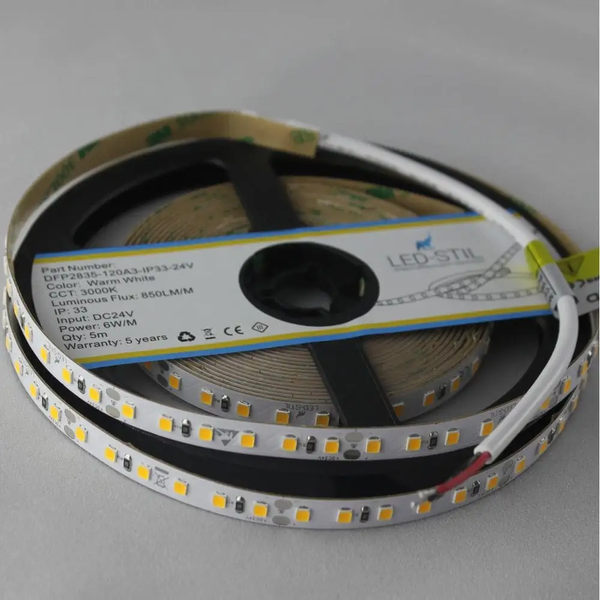LED стрічка LED-STIL 4000K, 6 W, 2835, 128 шт, IP33, 24V DFP2835-128A4-IP33-24V фото